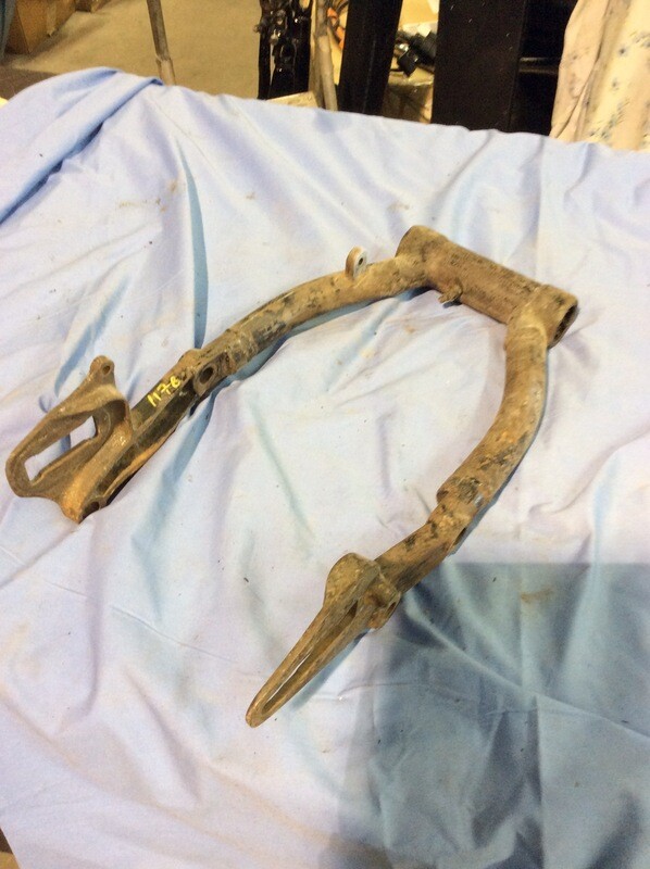 PANHEAD OEM REAR SUSPENSION 47614-58/47558-58 Swingarm