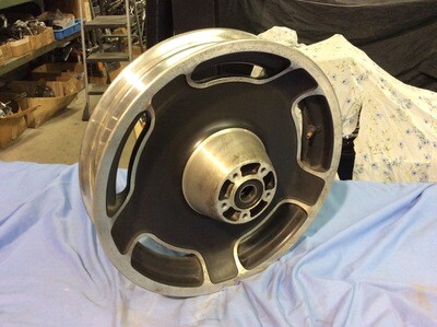 00-08 Harley Davidson Touring Airstrike Front Wheel 16x3