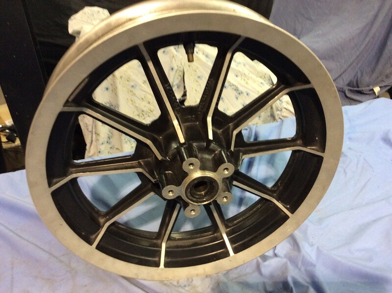 1986-1999 Harley Davidson FLH/T 16" 10 Spoke Mag FRONT WHEEL RIM 3/4" AXLE 43493-87A