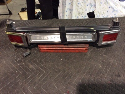 HARLEY DAVIDSON, Wrap Around Tour Pak Trim   Chrome Brake Light W/ Wiring 58385-93