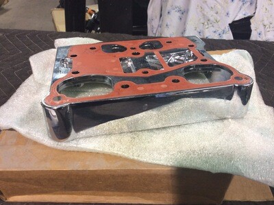 17543-99A Harley-Davidson Rocker Box LOWER Chrome T/C