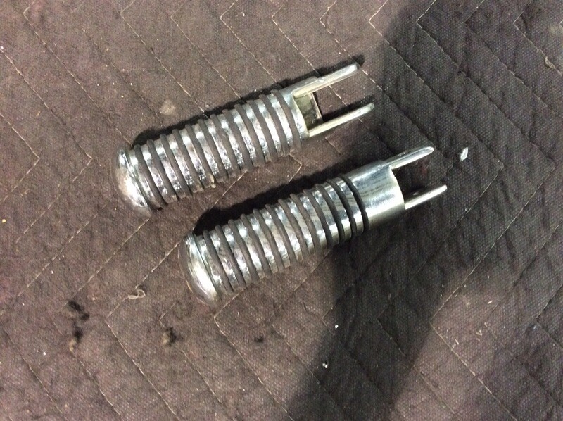 HARLEY SUNDANCE FOOTPEGS 5/8" FEMALE MOUNT