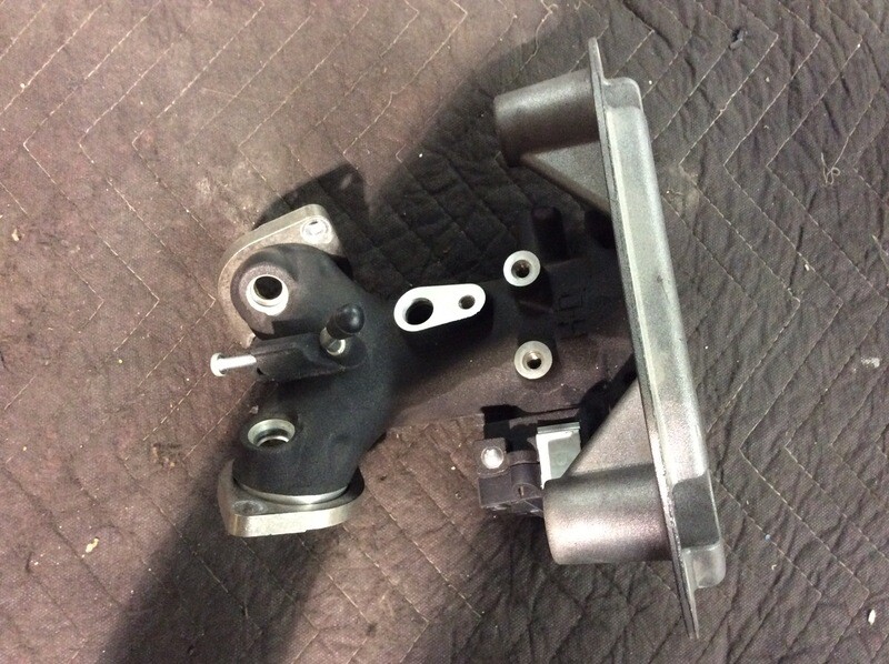 Harley Black Fuel Injected Throttle Body 11-13 TBW FLH 27685-11 & 29700-09 BREATHER BACKING PLATE