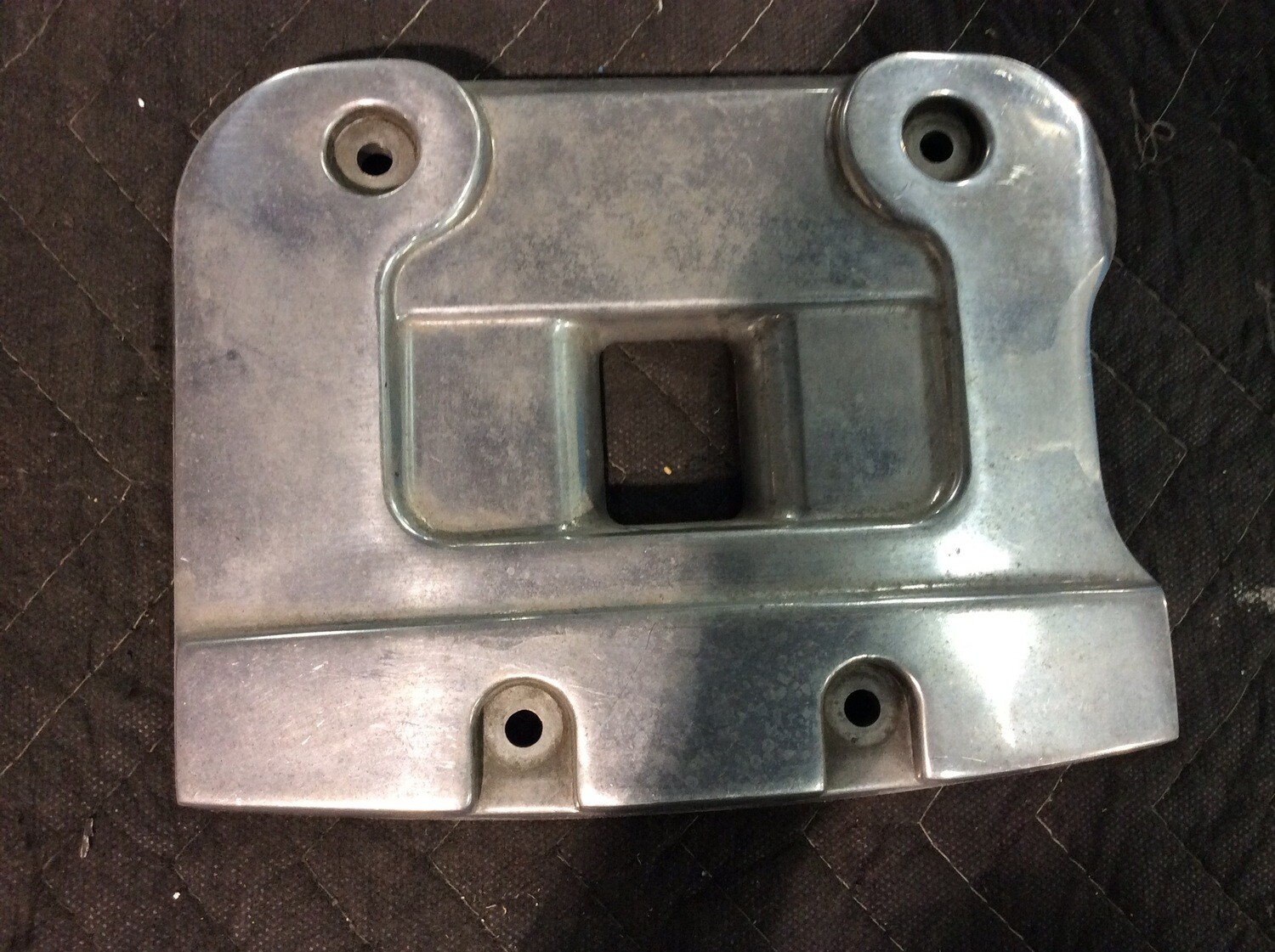 Rocker Arms Box Cover Harley Davidson Evo 84-91 OEM 17503-84