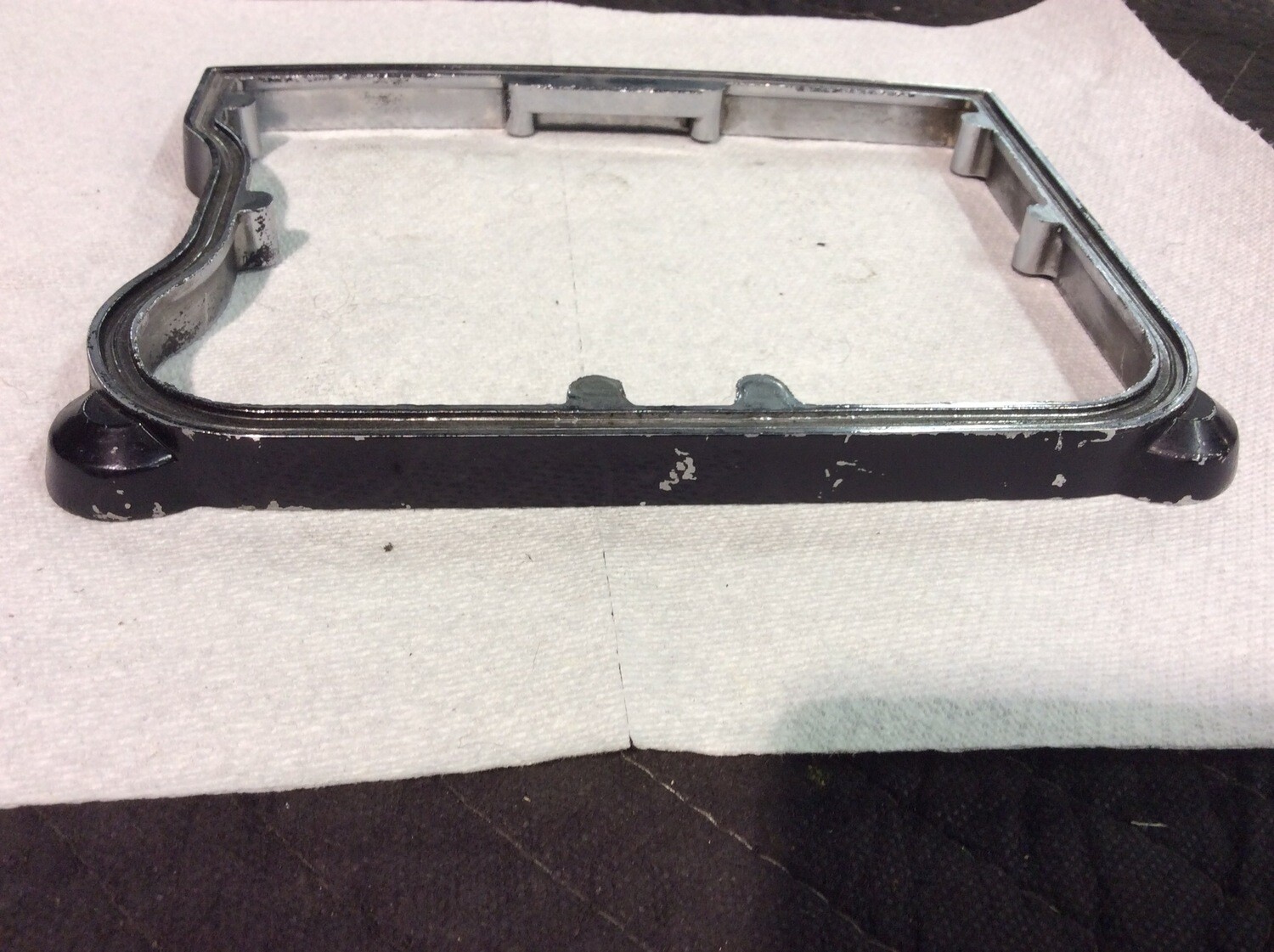 Harley Evo Rocker Box Center 17520-85