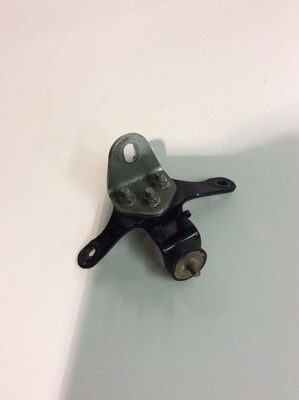 03 HARLEY-DAVIDSON HERITAGE SOFTAIL FLSTCI UPPER ENGINE/HORN MOUNT 69046-01