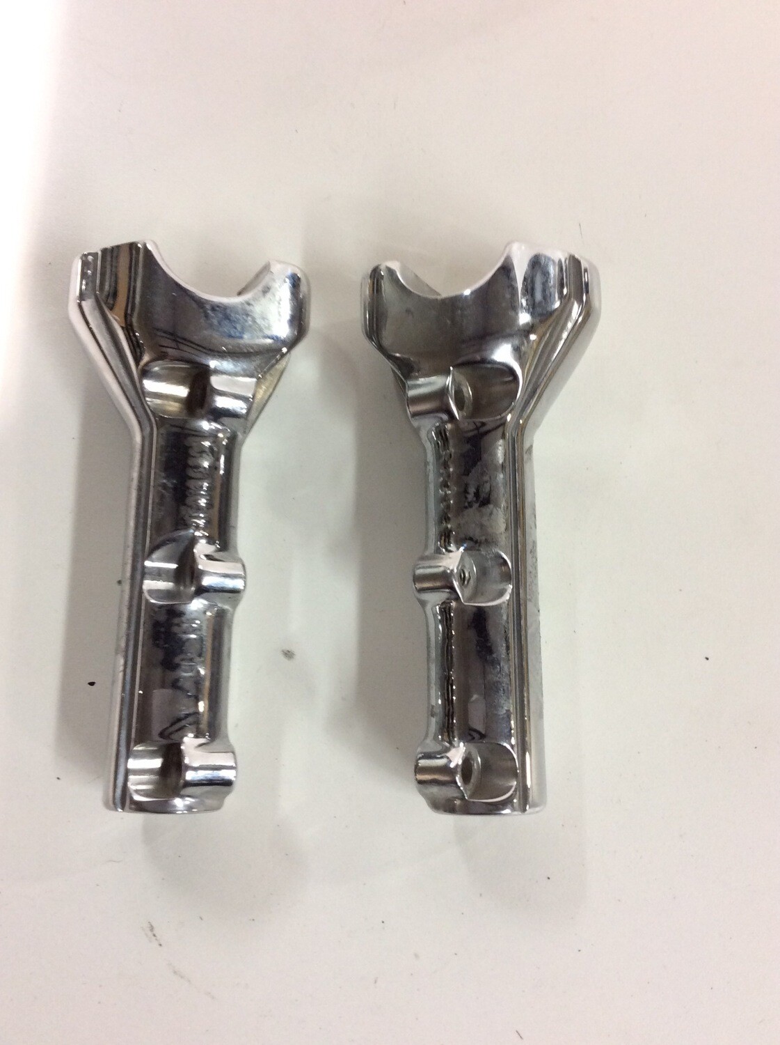 04 HD Sportster Custom XL 883c Handlebar Risers