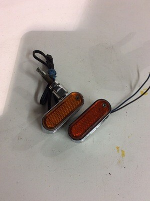 AMBER INDICATOR TURN SIGNAL LIGHTS