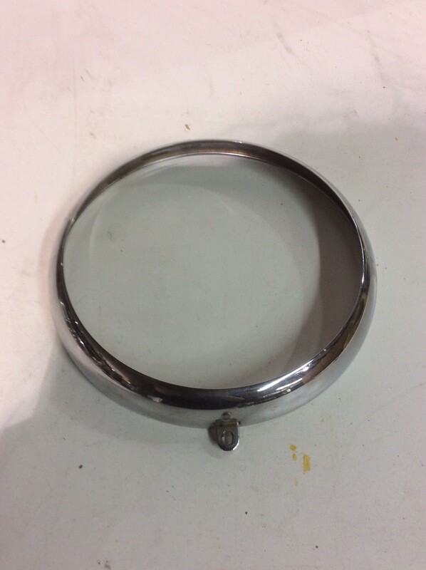 HARLEY-DAVIDSON SOFTAIL CHROME HEADLIGHT TRIM BEZEL RING DOOR LAMP 7"