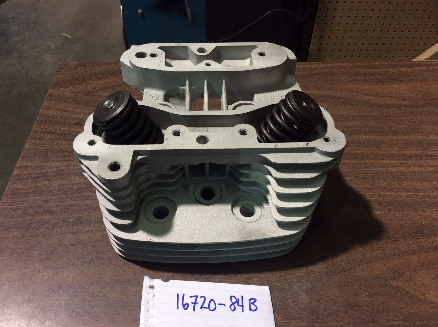 REBUILT Harley Davidson EVO 80 Touring Dyna & Softail Engine Motor Cylinder Head w/ Valves 16720-84 / 16696-85B REBUILT Harley Davidson EVO 80 Touring Dyna & Softail Engine Motor Cylinder Head w/ Valves 16720-84 / 16696-85B