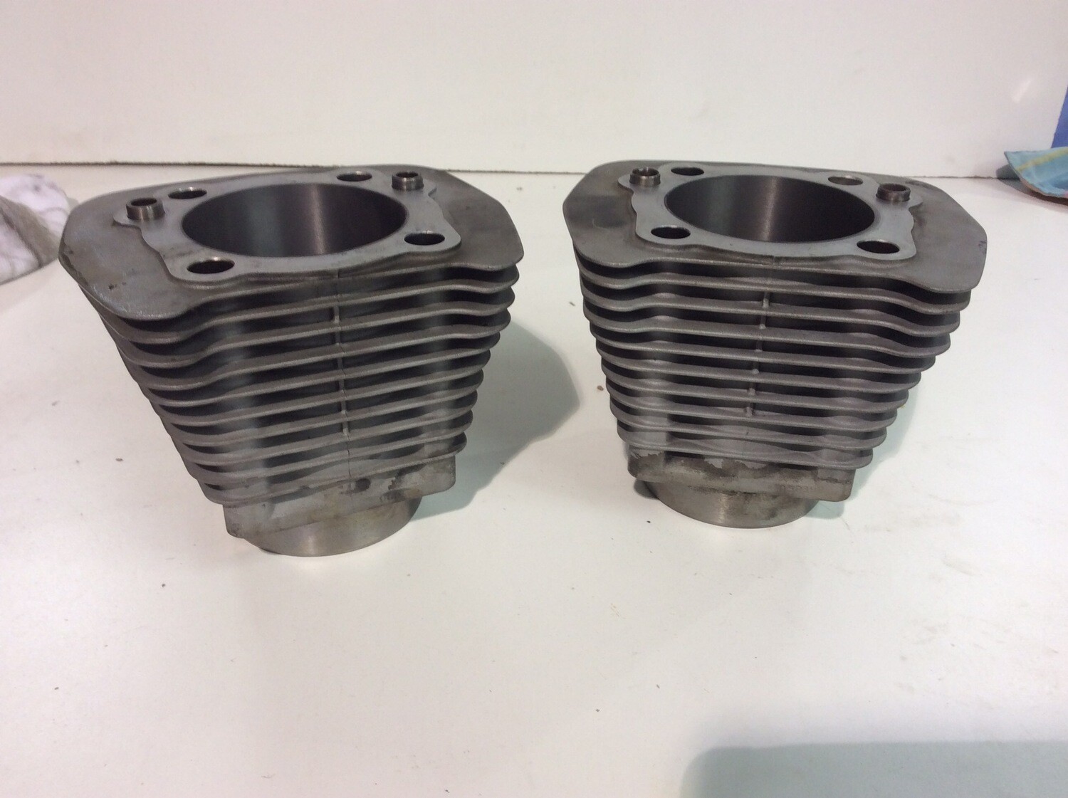 3.527 SPORTSTER CYLINDER JUGS +.030