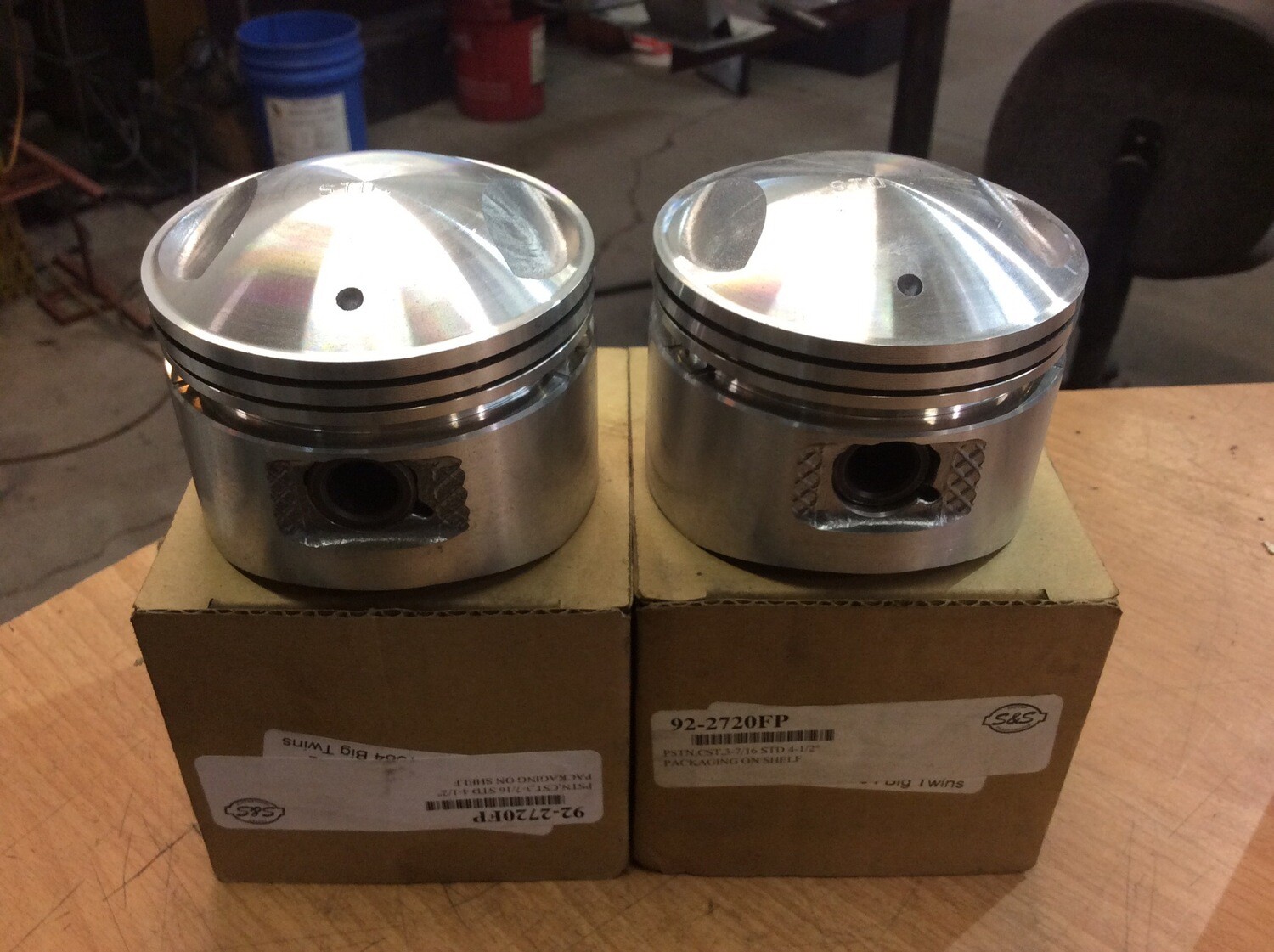 S&S Cycle 3.4375in. Piston Set Standard 36-84 BT - 92-2720 & 3-7/16in. Bore Piston Rings for S&S Pistons 94-2200X