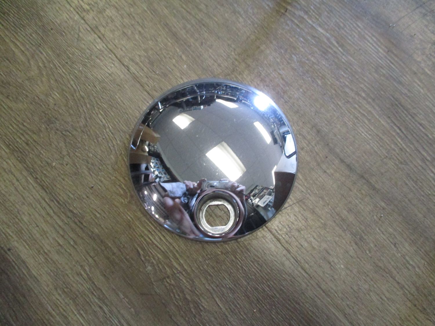 GENUINE HARLEY DAVIDSON TOURING CONSOLE CHROME DOOR 61300576 TAKE OFF