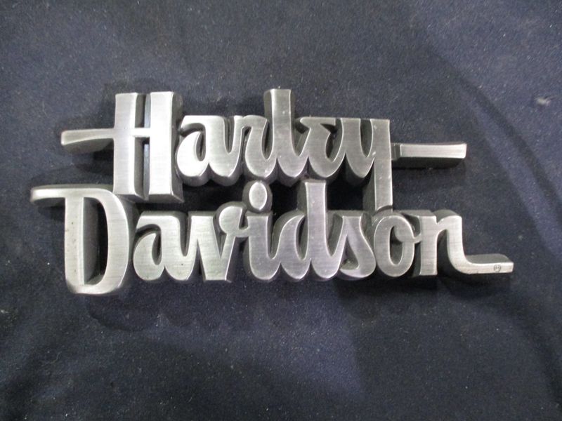 Harley Davidson Left Fuel Tank Emblem Badge 61400098