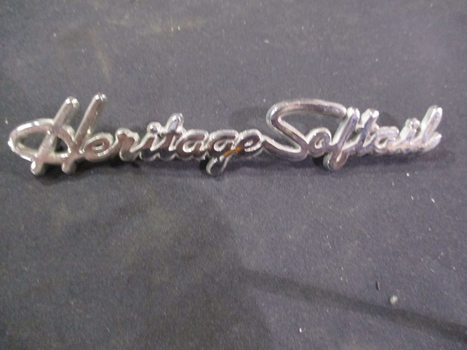 HARLEY-DAVIDSON HERITAGE SOFTAIL FRONT FENDER NAMEPLATE TRIM EMBLEM - USED