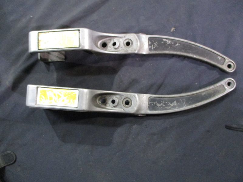 H-D IRONHEAD FENDER STRUTS