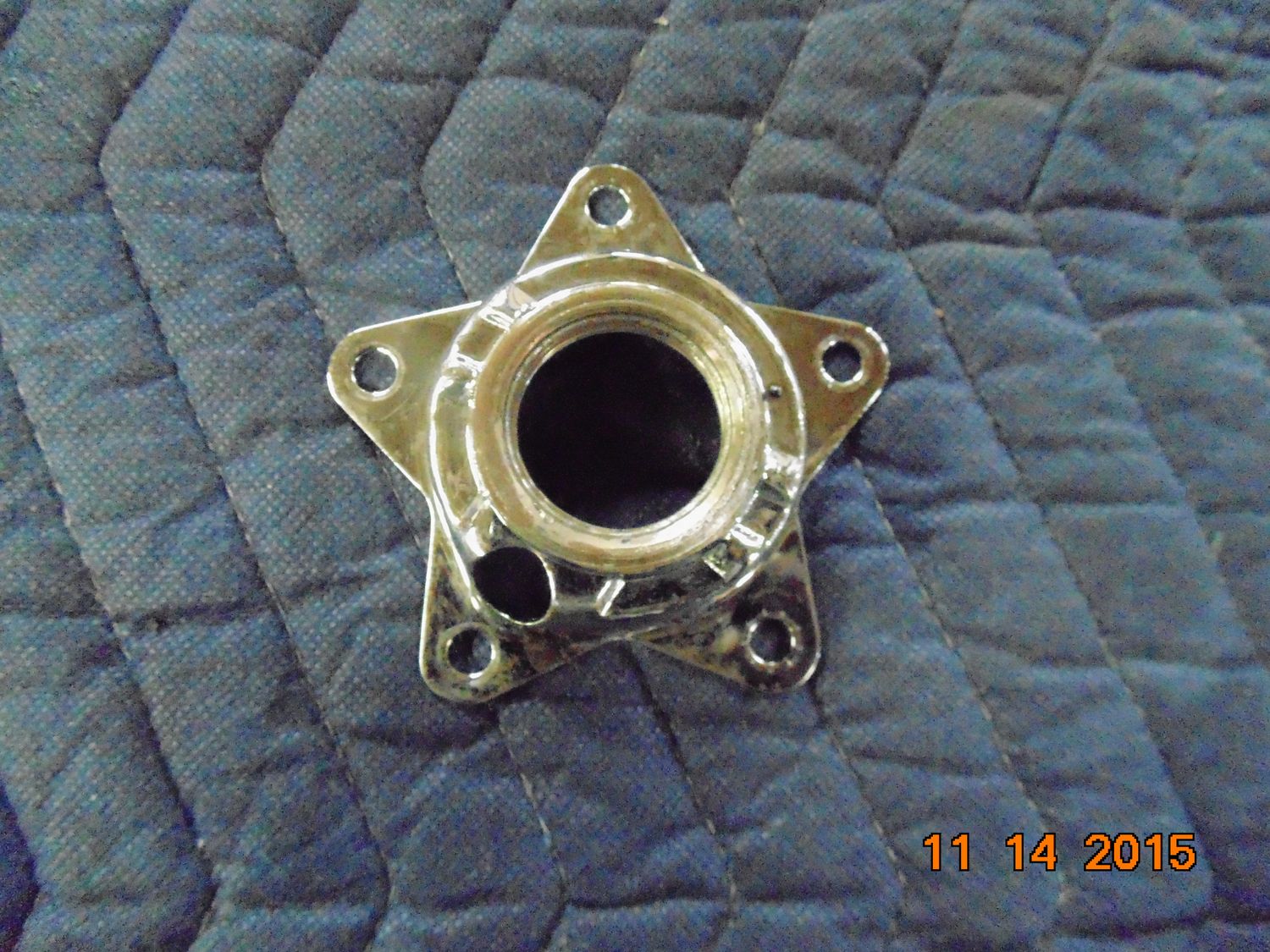 HARLEY DAVIDSON STAR HUB COVER CHROME 43566-35A