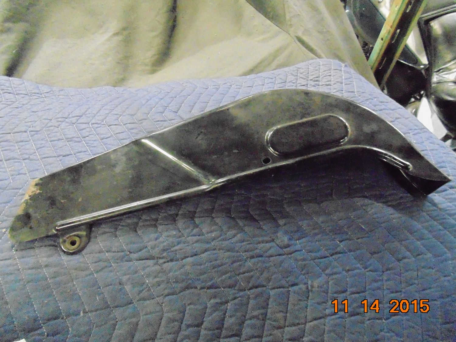 Harley-Davidson Panhead Shovelhead Duo Glide Black Rear Chain Guard 60302-63