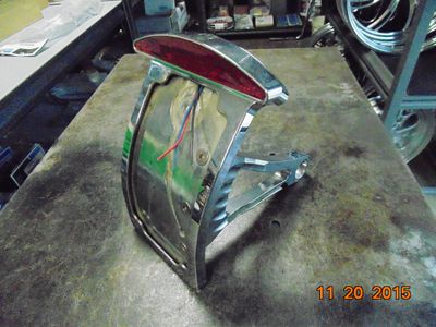 HARLEY CHROME BILLET SIDE MOUNT CURVED LICENSE PLATE LED CUSTOM TAILLIGHT 3/4” AXLE