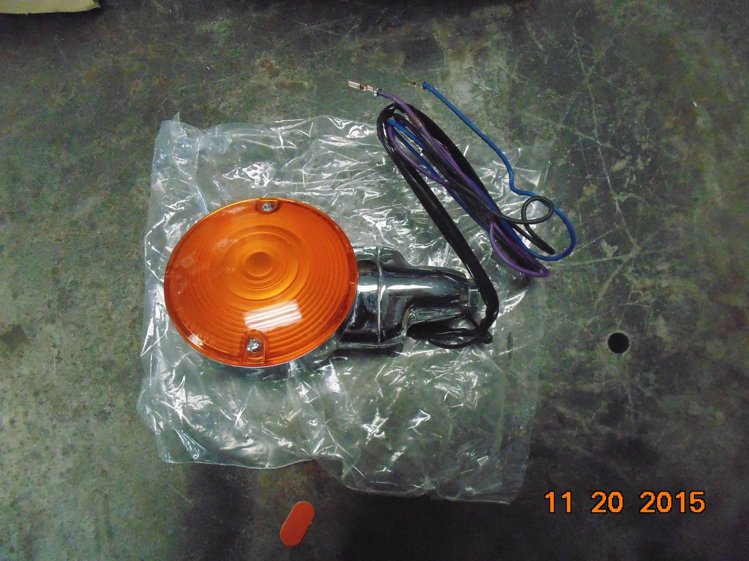 Harley-Davidson Chrome Front Directional Turn Signal with Post OEM 68766-94