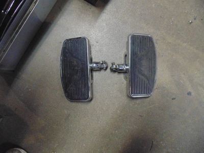 Adjustable Motorcycle Floorboards, Rider/Driver/Passenger Footboards Footrest Universal Male Mount