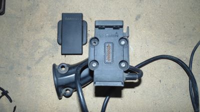 Garmin Zumo 660 GPS Motorcycle Mount Powered Cradle audio W/ weather cap