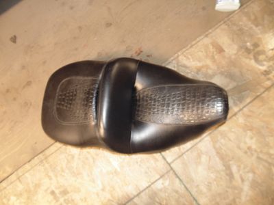Genuine Harley Davidson 2008-up Touring seat with Gaiter pattern cover