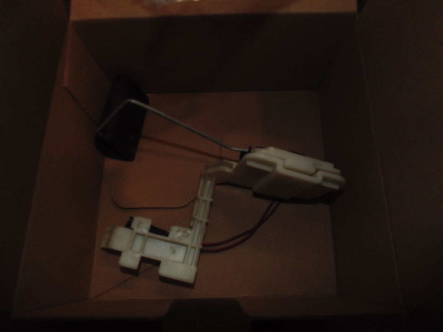 GENUINE HARLEY DAVIDSON FUEL LEVEL SENDER UNIT ASSY 2008-2023 TOURING 75205-08A - USED GENUINE HARLEY DAVIDSON FUEL LEVEL SENDER UNIT ASSY 2008-2023 TOURING 75205-08A - USED