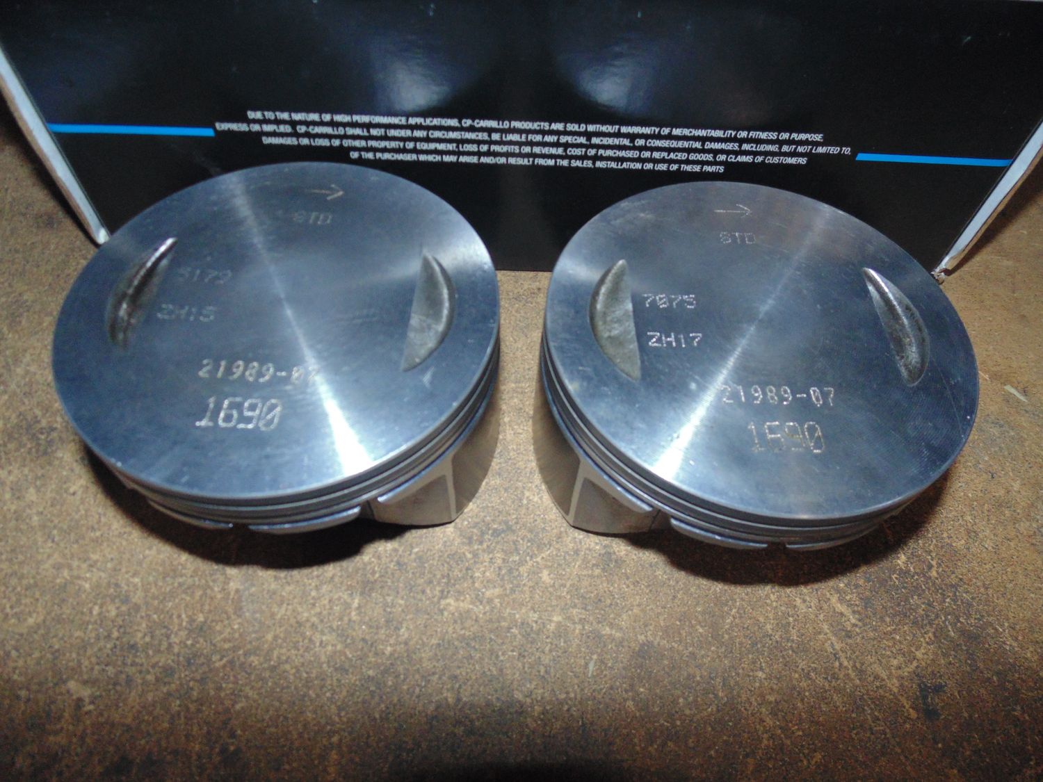 Harley Davidson Piston STD 1690 Used Set 21989-07 (No Rings) Harley Davidson Piston STD 1690 Used Set 21989-07 (No Rings)