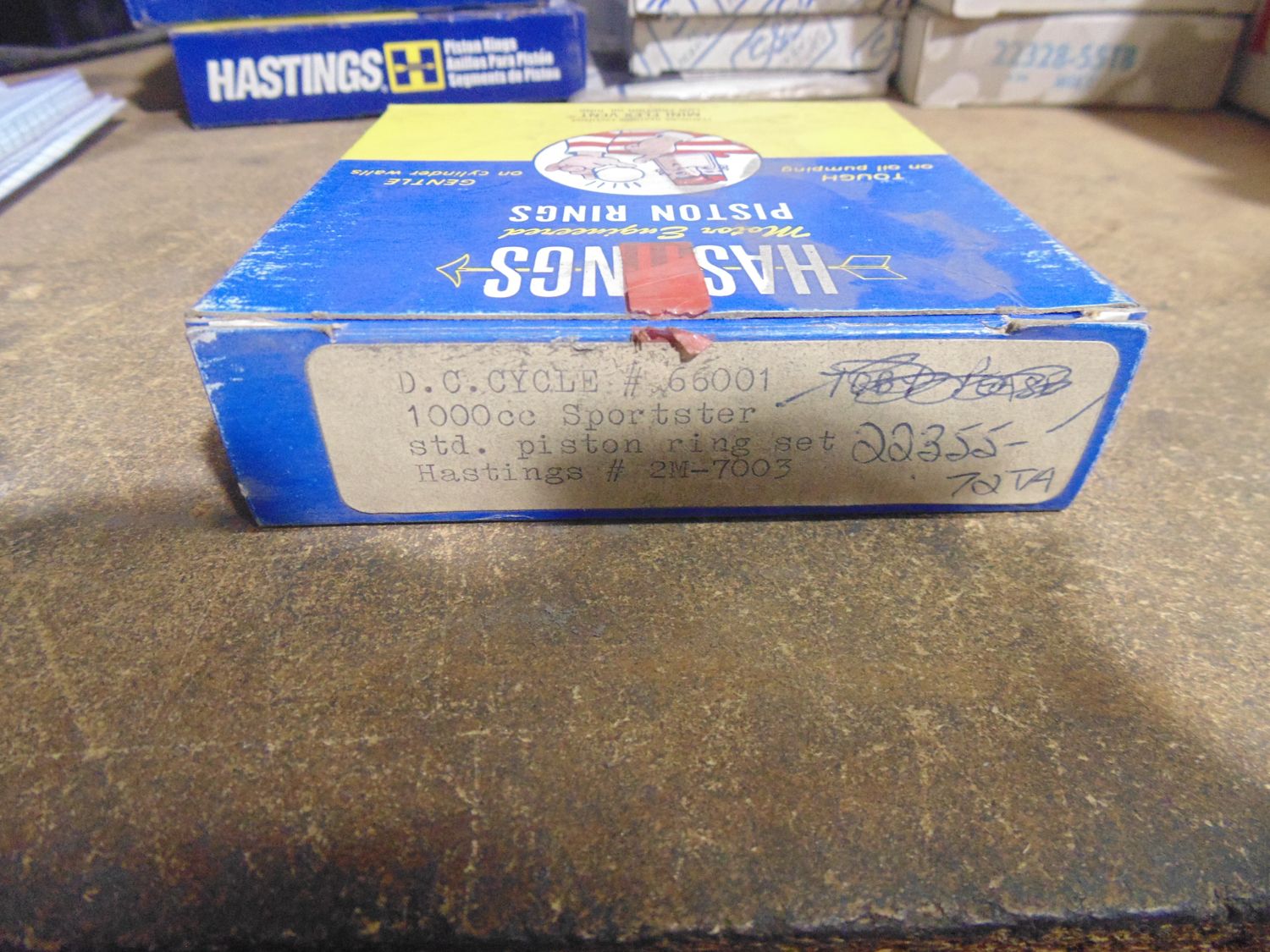 Hastings 2M-7003 STD Moly Rings 1972-85 Harley XLCH XL1000 3.187 Hastings 2M-7003 STD Moly Rings 1972-85 Harley XLCH XL1000 3.187" Bore