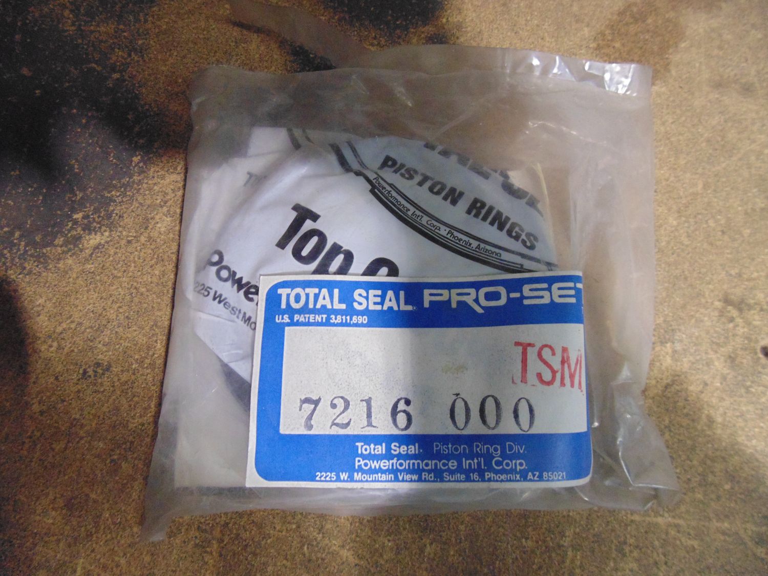Total Seal Piston Ring Set, 7216 000