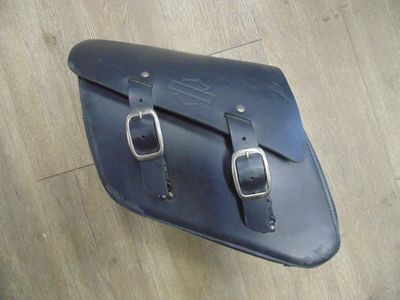 Harley-Davidson 90200572 Single-Sided Swingarm Bag 04-Later XL Sportster 90201326A - w/ brackets