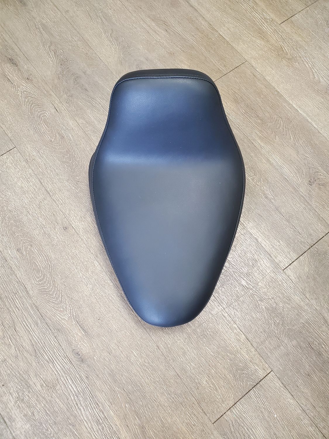 Saddlemen Renegade 84-99 Softail Deluxe Solo Seat Smooth - 884-01-002