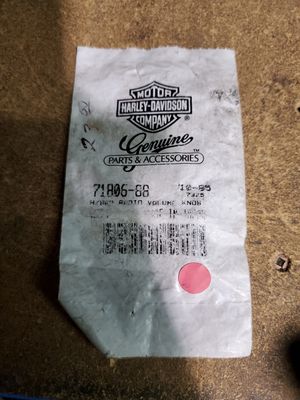 HARLEY DAVIDSON KNOB HANDLEBAR VOLUME RECALL RADIO KNOB BUTTON 71806-88 HARLEY DAVIDSON KNOB HANDLEBAR VOLUME RECALL RADIO KNOB BUTTON 71806-88