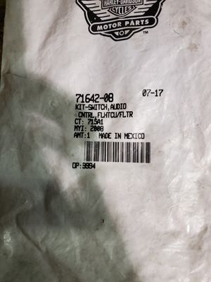 HARLEY DAVIDSON Kit, Switch, Audio Control 71642-08 HARLEY DAVIDSON Kit, Switch, Audio Control 71642-08
