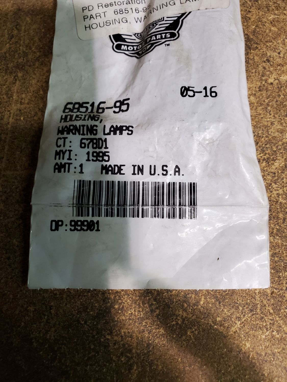 Harley Davidson Dyna Sportster Indicator Light Bezel 68513-92