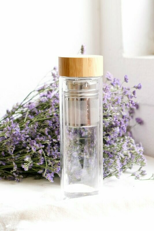 Garrafa de vidro para infusão.