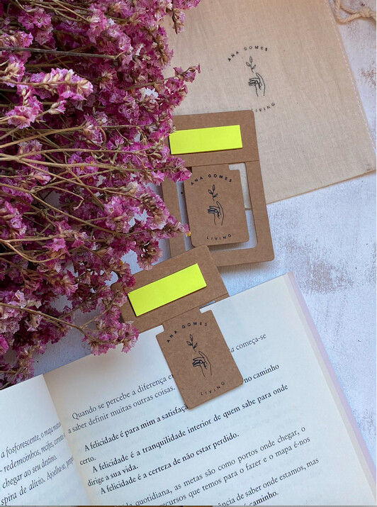 Marcador Livros Com Post-It Ana Gomes Living.