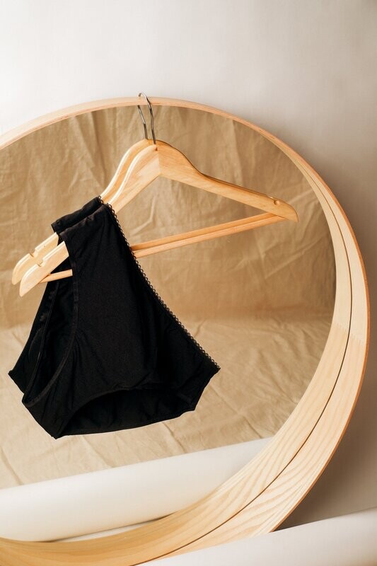 ​Cuecas Menstruais Pretas - Rêverie