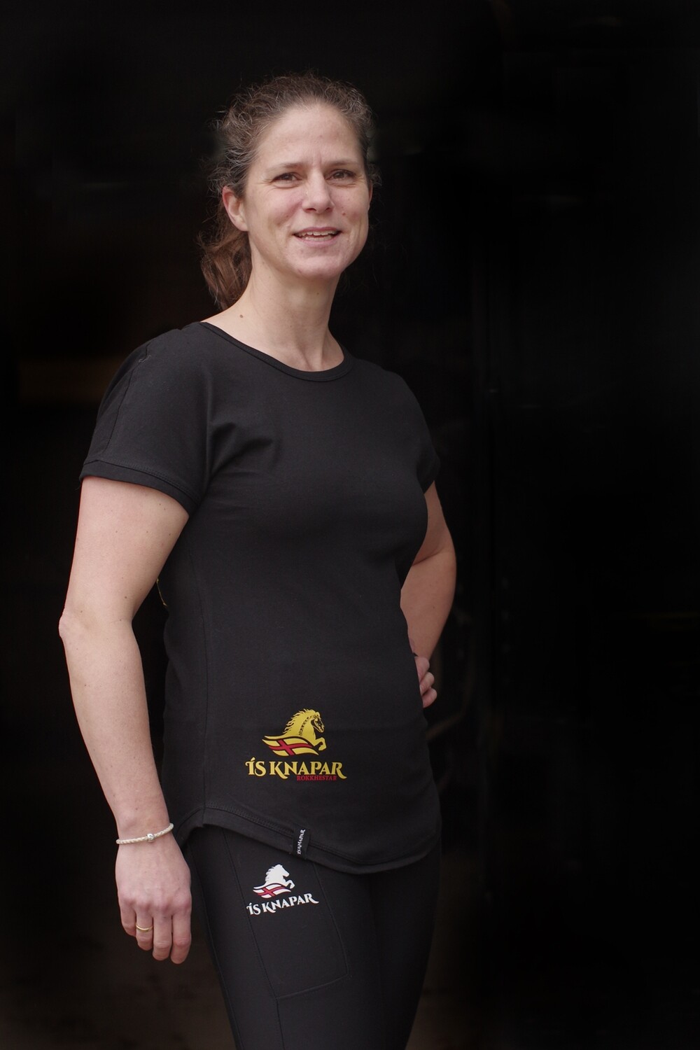 HESTAHAUS - ein Damenshirt im Rock-Metal-Design ROKKHESTAR
