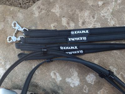 TAUMUR - Reins rubberized webbing with or without bars, Velcro fastener