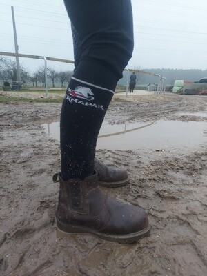 "FÓTUR" - knee socks for Icelandic horse fans and riders