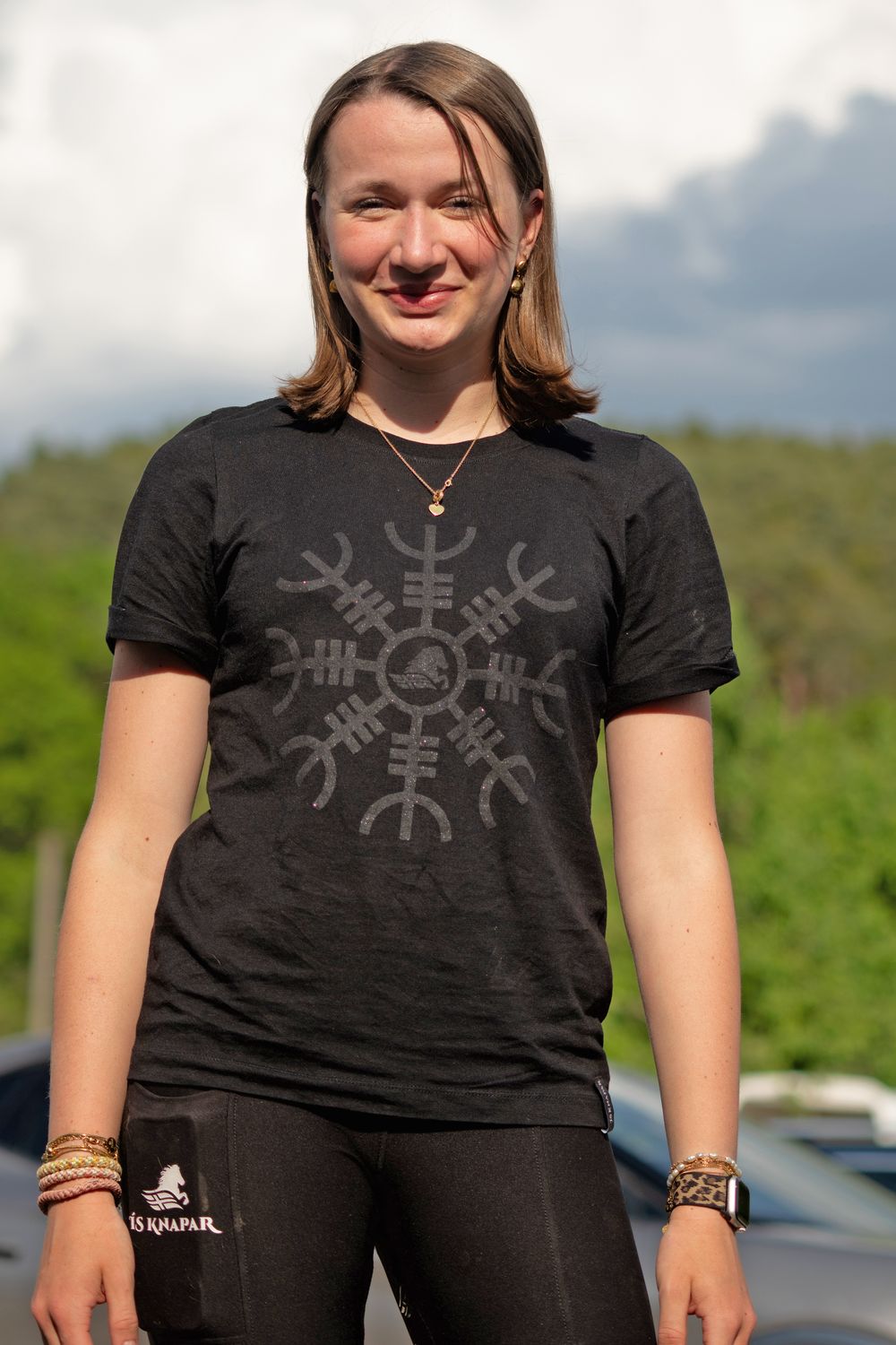 RÚNA – Women's Shirt: Stylish, Comfortable, and Perfect for Everyday Wear