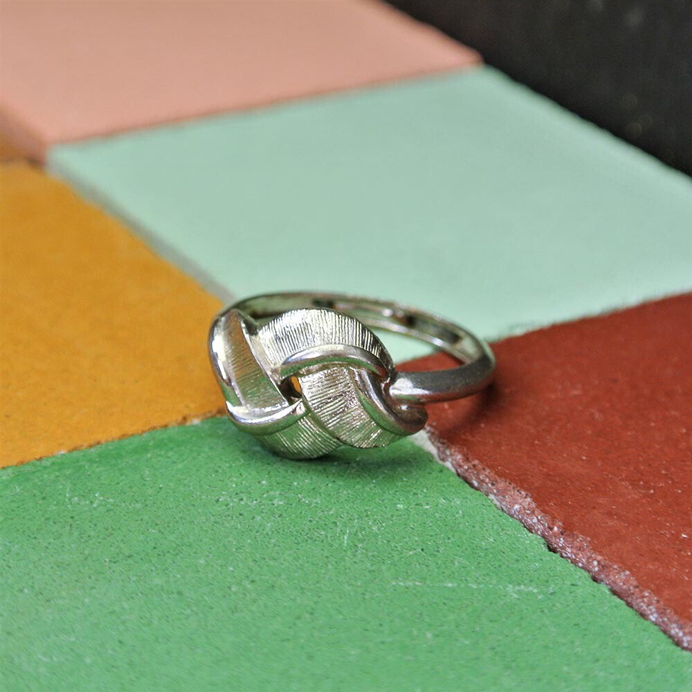 Винтажное кольцо Avon, 1970-е—80-е годы
