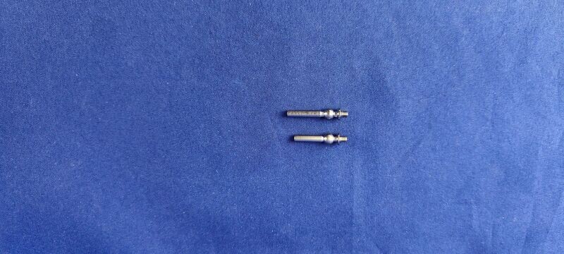 #TSF-4,5-3-2320-M3-3;  TS-Führungsbolzen ø3mm x 23mm u. 20mm Kugel ø4,8mm (M3 x 3mm)   (2 Stück)