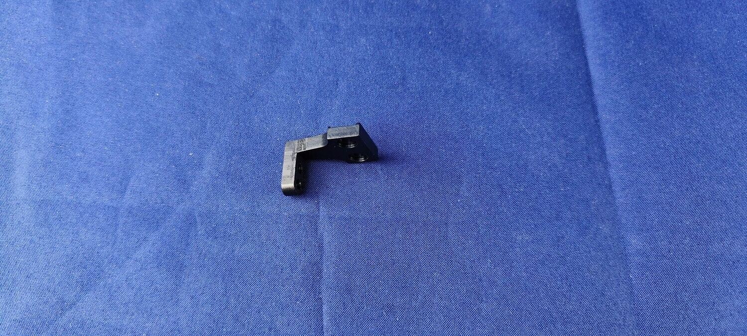 #2103-K-S; Blatthalterarm "kurz" in Schwarz