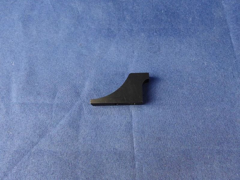 #0239-FBL; Blatthalterarm FBL #0239-FBL; Blatthalterarm FBL "schwarz"