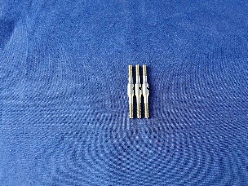 #X-9100-40-M3-3;  Gestänge 40mm M3 für 3-Blatt Rotorkopf (3 Stück)