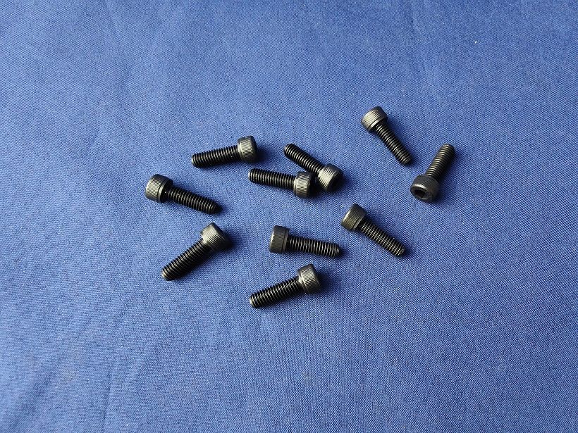 #M5-16-912-129-10;  ISK M5 x 16   DIN 912 12.9  (10 Stück) blank