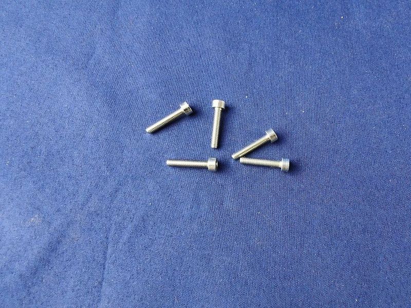#M3-16-912-88-V-5;  ISK M3 x 16   DIN 912 8.8  (5 Stück) verzinkt